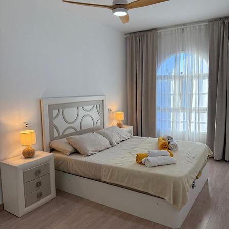 Seaside Paradise - 2 Bedroom Apartment With Ocean Views & Air Conditioning In Playa San Juan Exterior photo